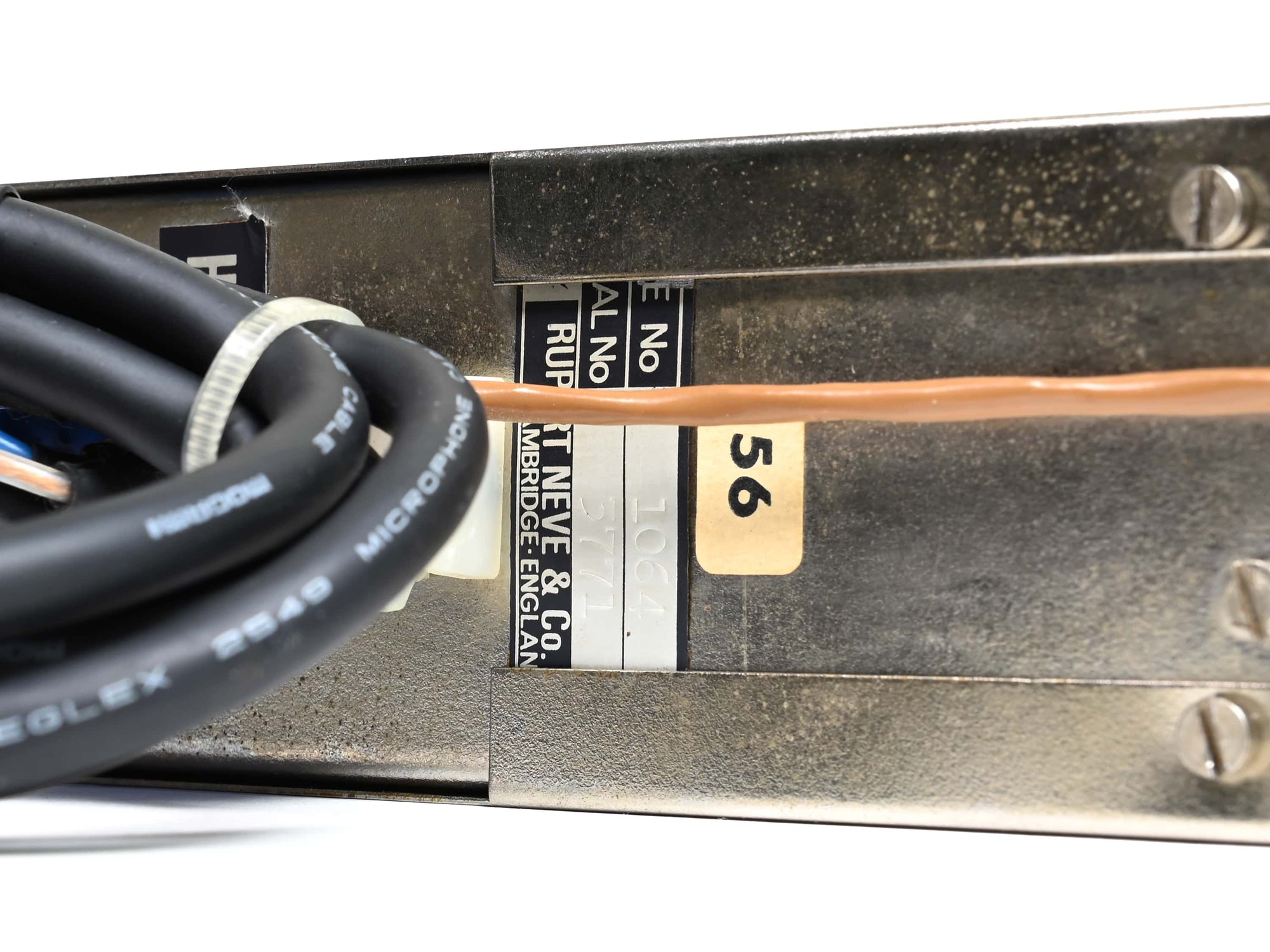 NEVE 1079 Racked Pair (Vintage)