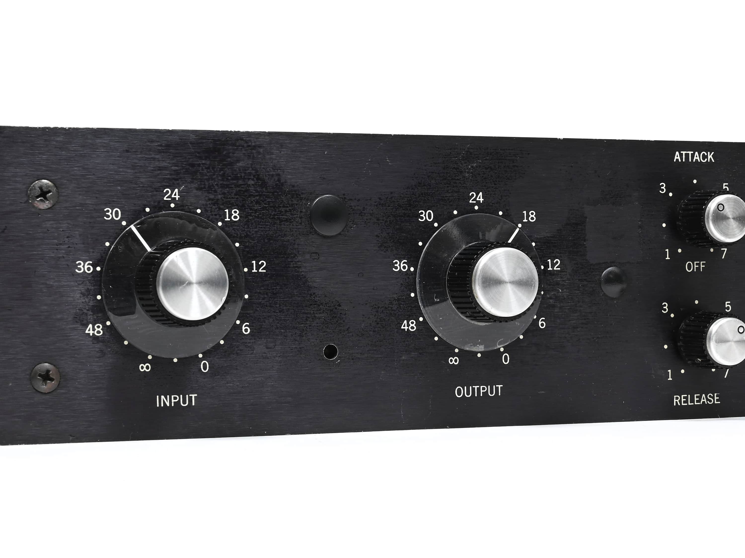 あっぱれ IK Multimedia - Black 76 Limiting Amplifier