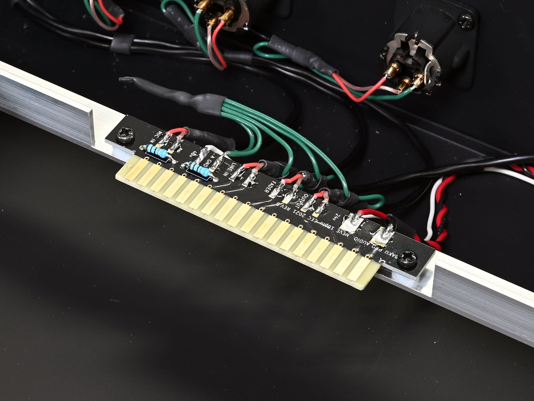 NEVE 1073 1-Slot RACK (NEW) – BAKU Pro Audio