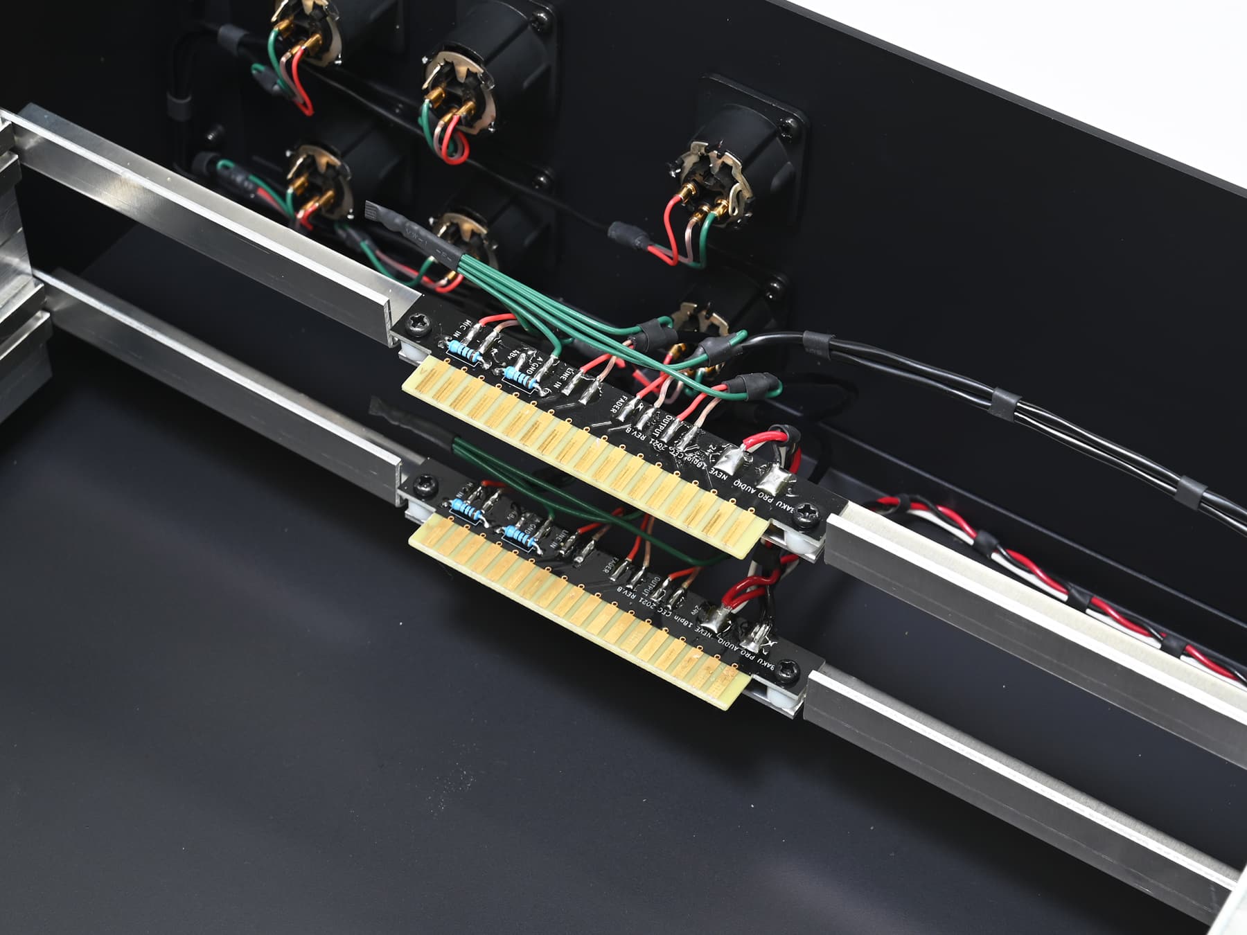 【完動品】VINTECH AUDIO X81 専用サプライ NEVE 1081 完動品】VINTECH AUDIO X81 専用サプライ NEVE 1081 VINTECH
